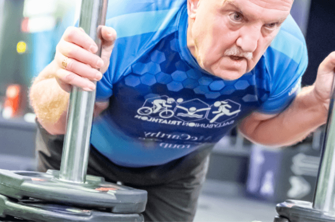 Member pushing sled track