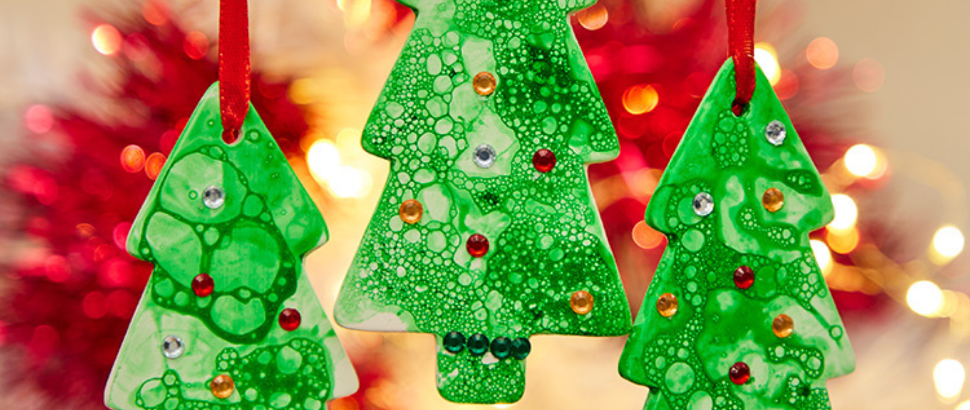 Green, ceramic Christmas tree