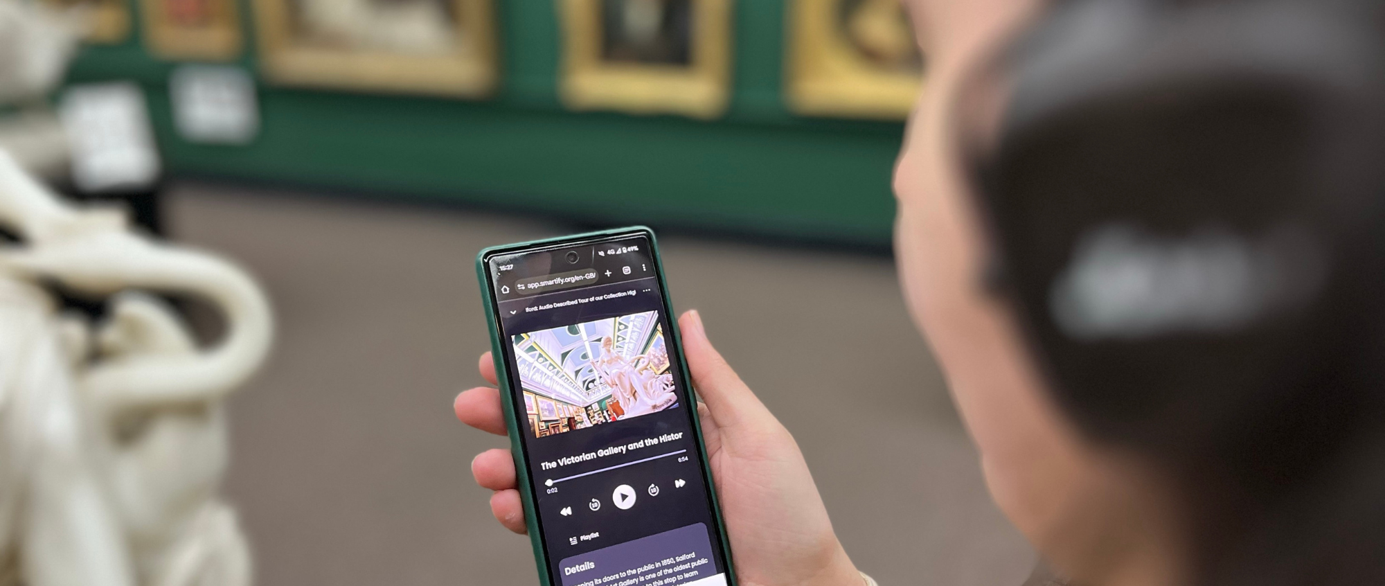 Accessible Tour in gallery