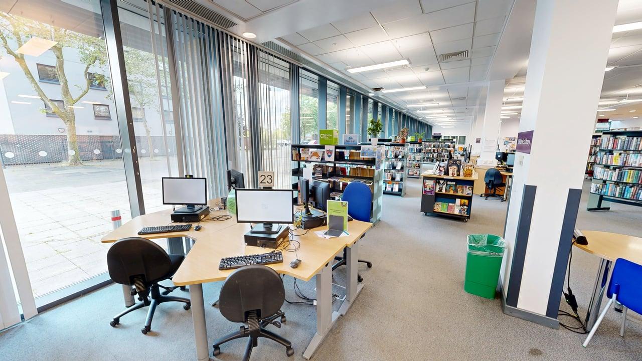 Computers in Pendleton library