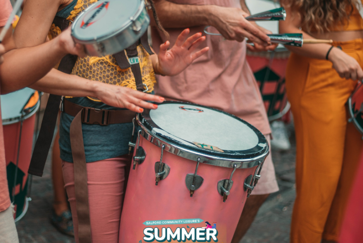 People playing the samba