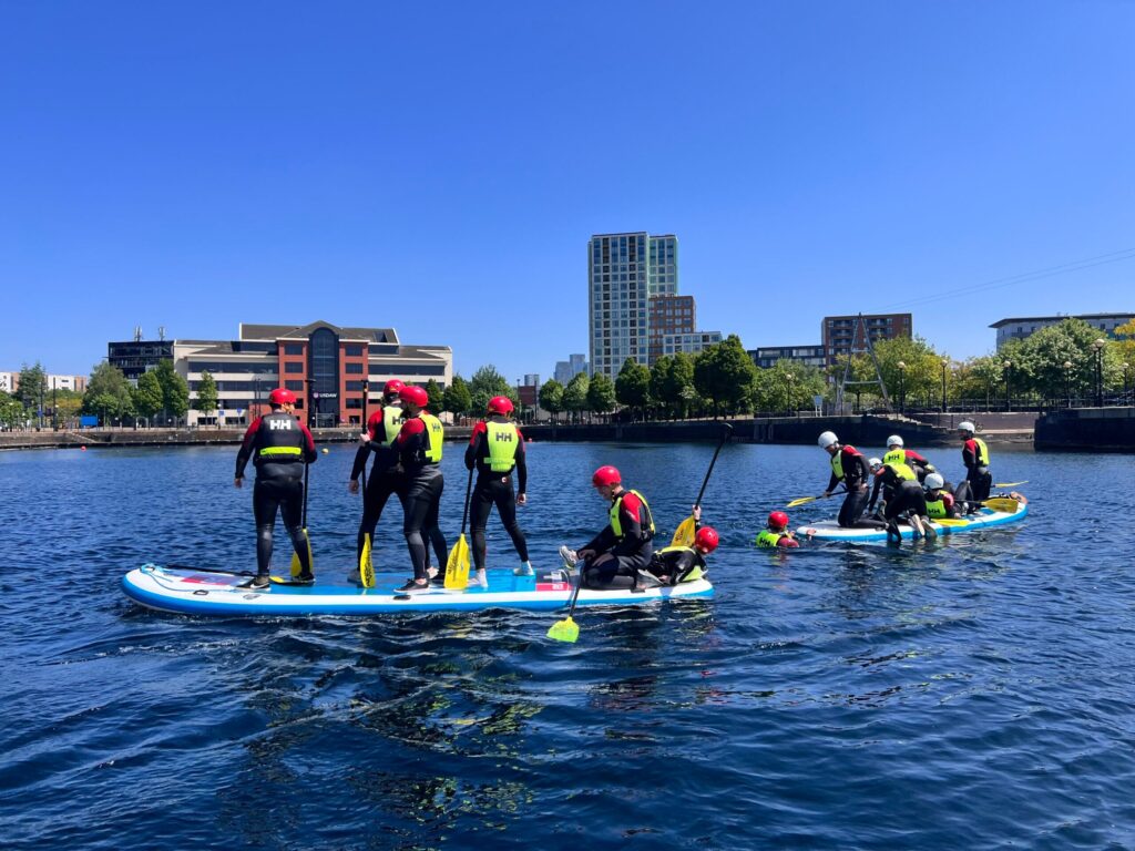 People on SUP
