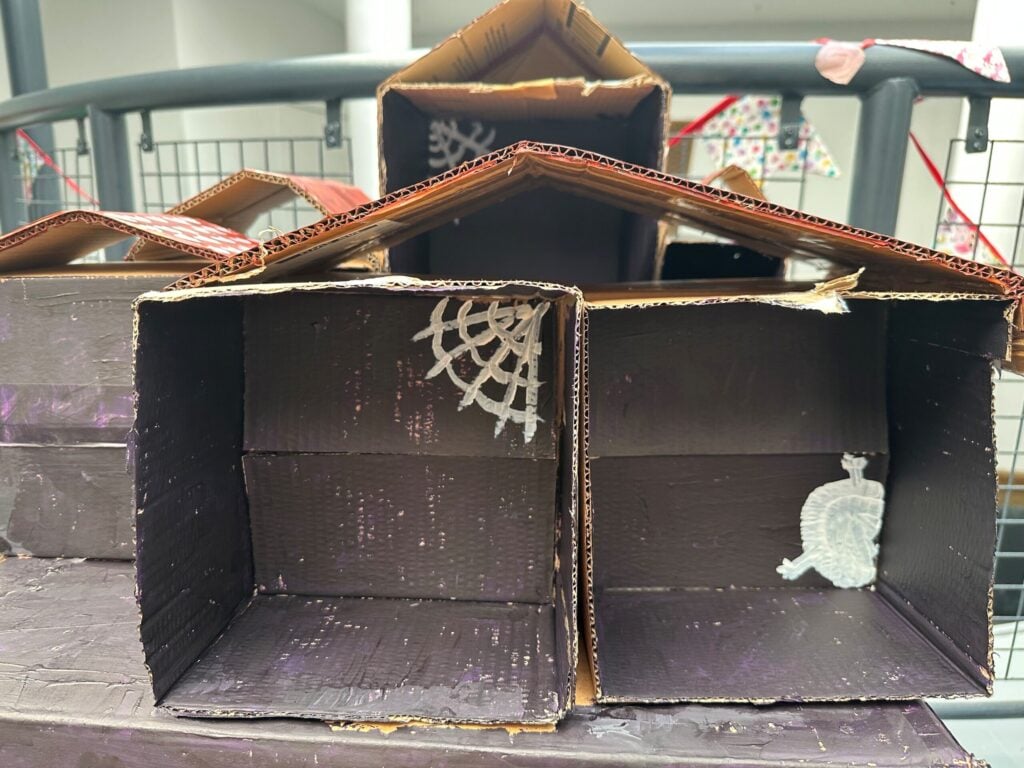 Haunted house craft